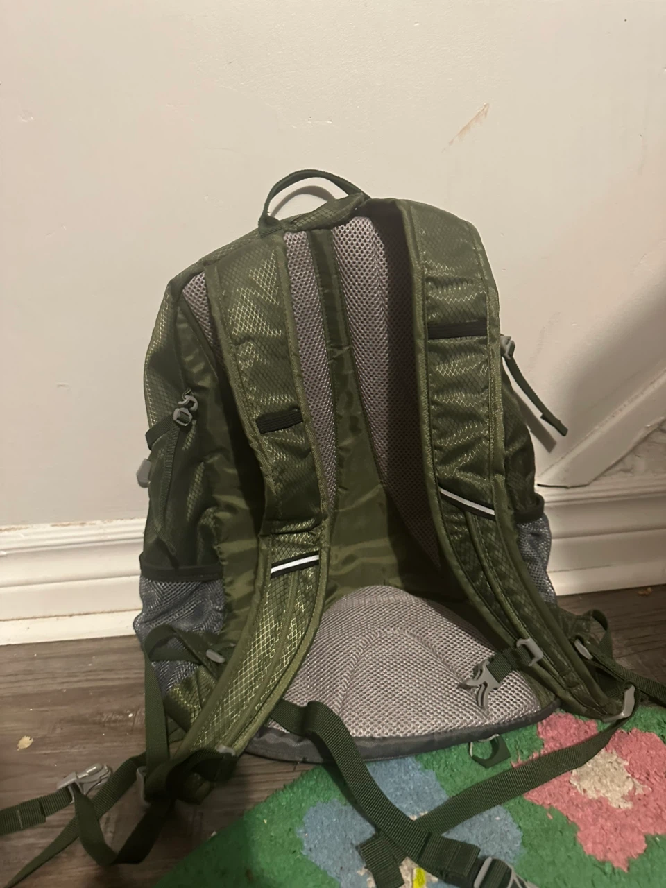 Eddie Bauer 25L Colchuck Backpack - photo 2