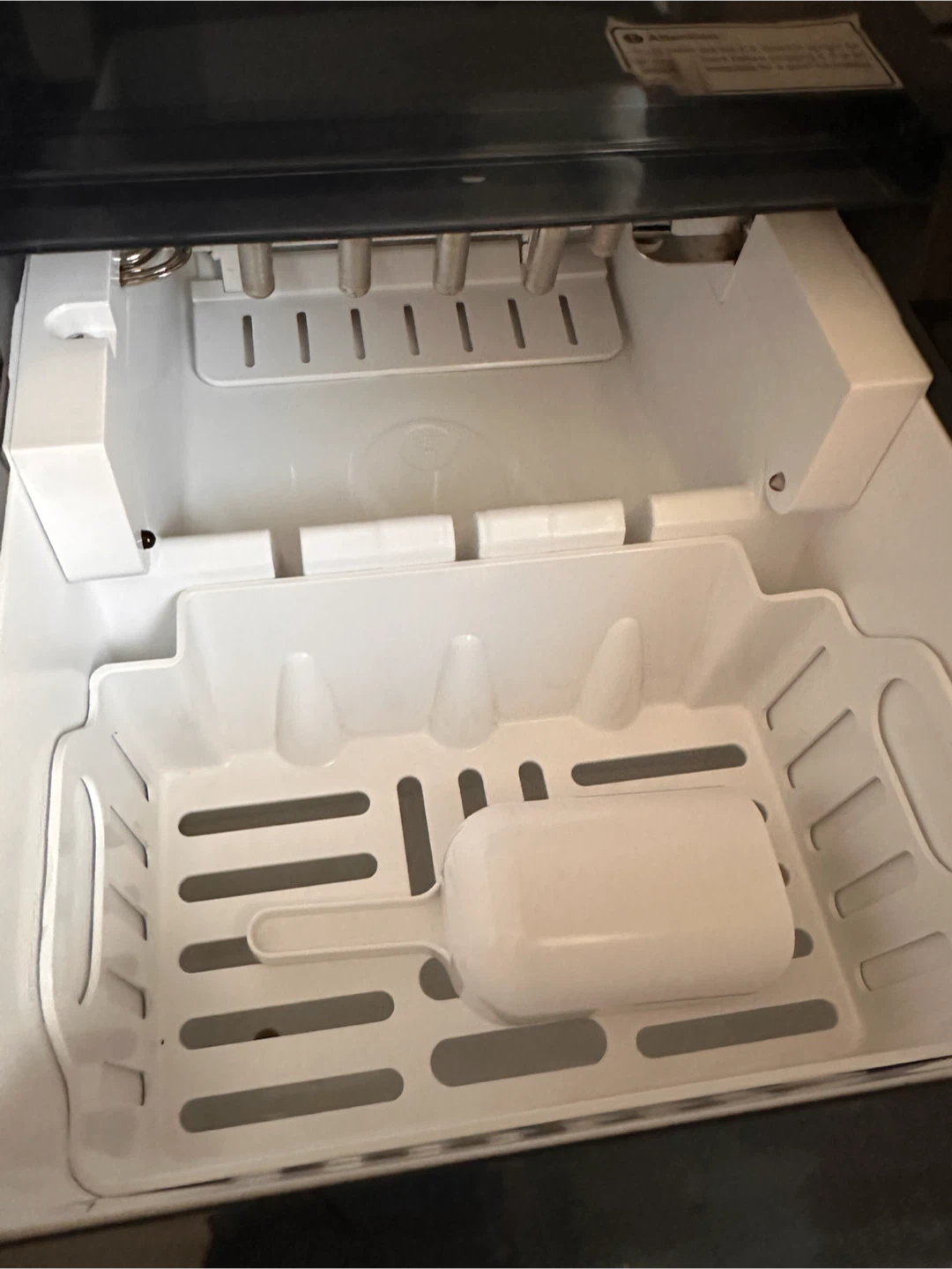 Euhomy Portable Ice Maker Model IM-09S - photo 4