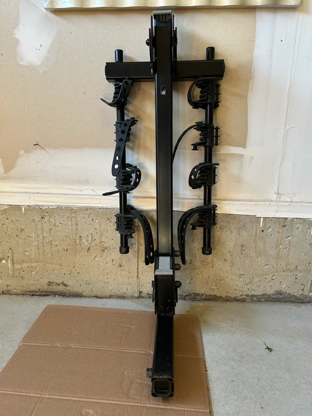 Thule 4-Bike Hitch Rack
