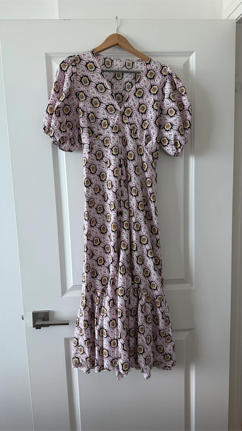 Pink Patterned Puff-Sleeve Midi Dress - photo 2