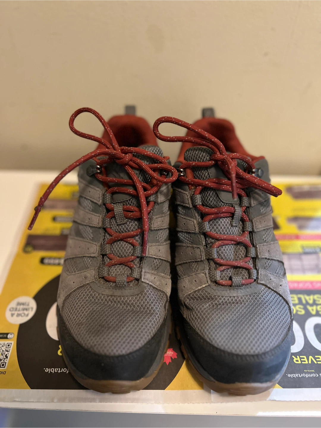 Columbia Hiking Shoes-size 7.5