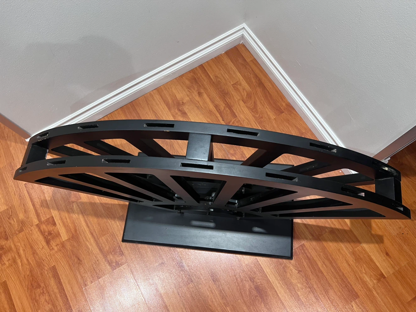 13-Slot Wooden Fan Display Stand - photo 2