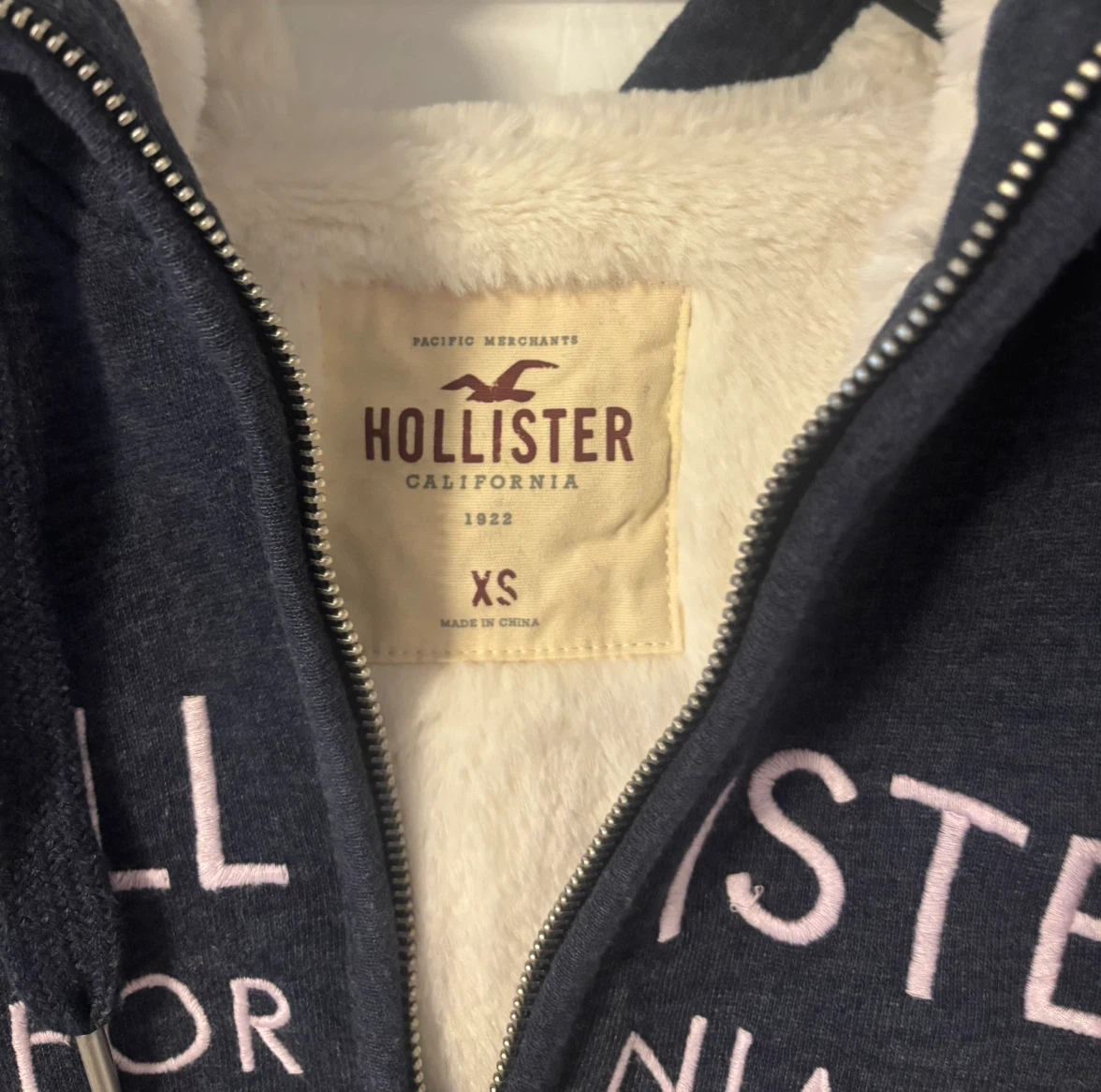 Hollister Sherpa Lined Full Zip Hoodie - XS - photo 2