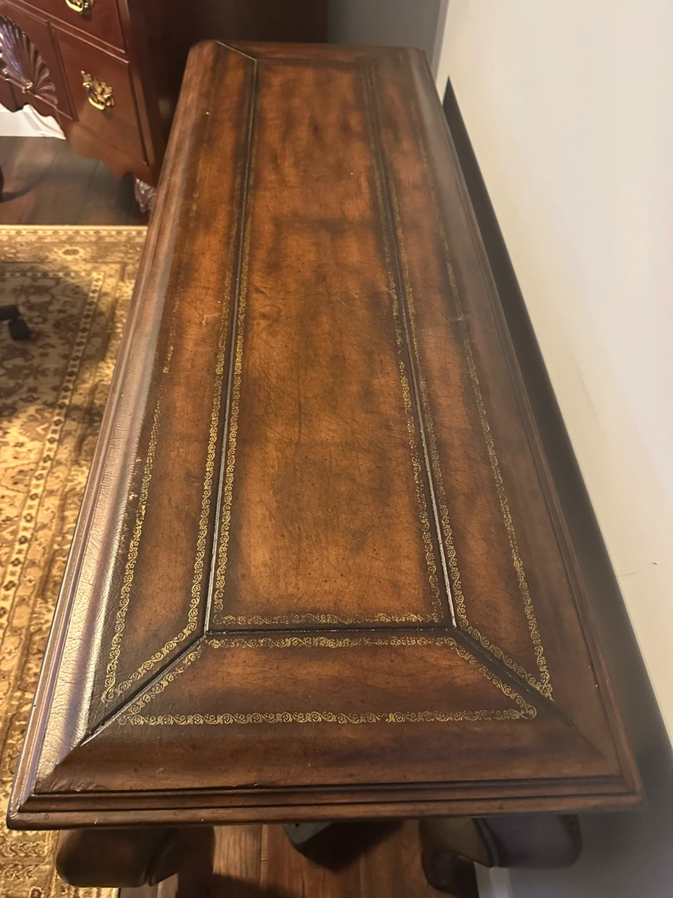 Traditional Wood Console Table - photo 3