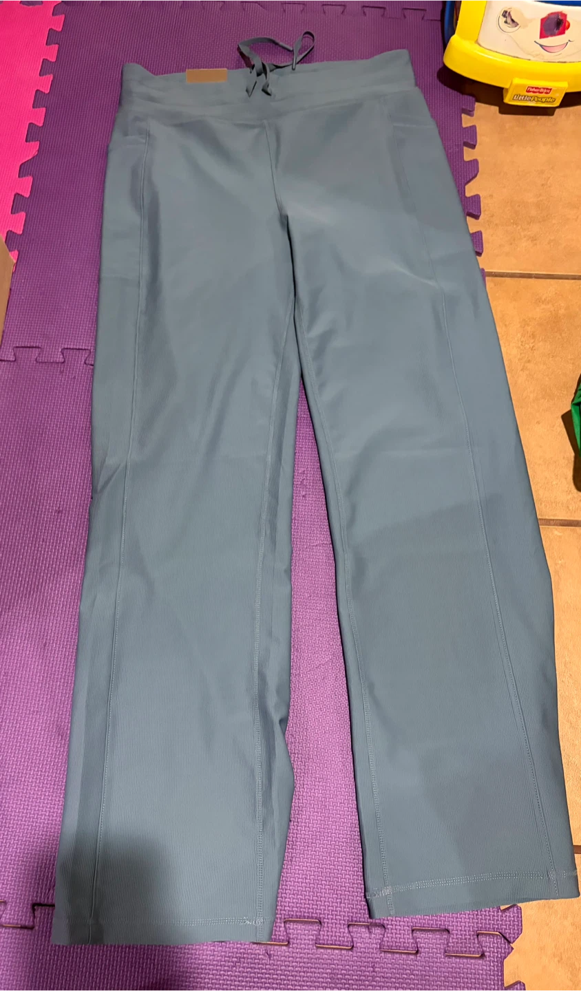 Women’s Blue Athletic Pant ~ Size XL