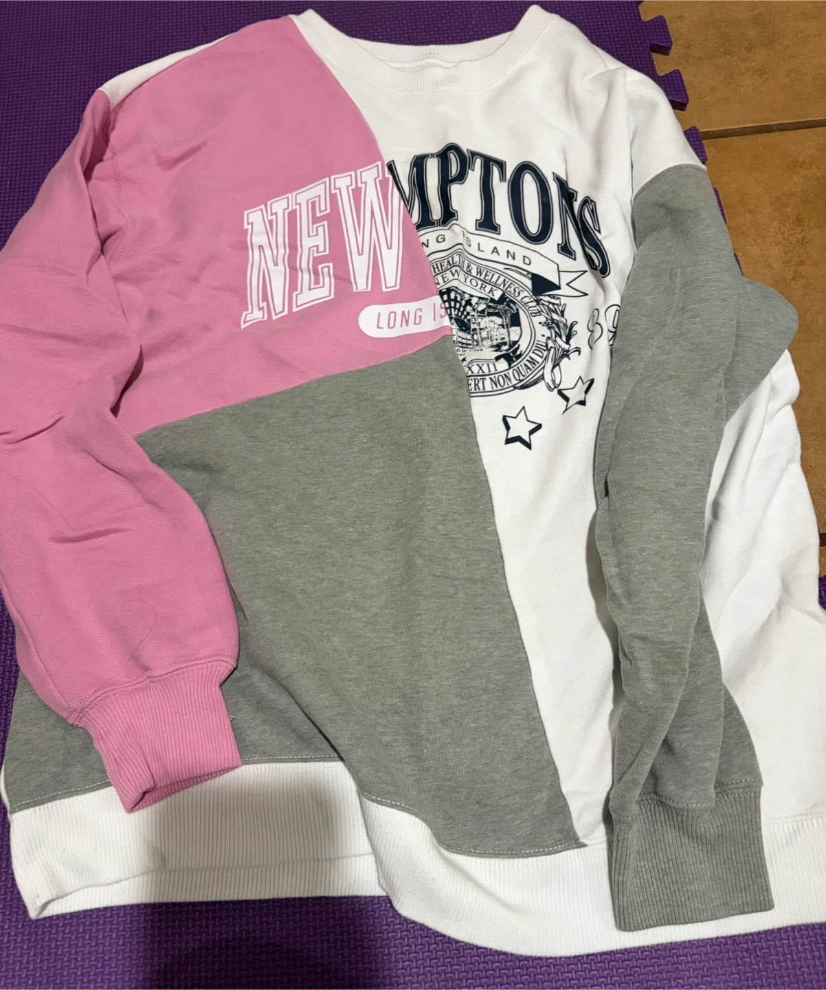 Colorblock Sweatshirt ~ Size Medium