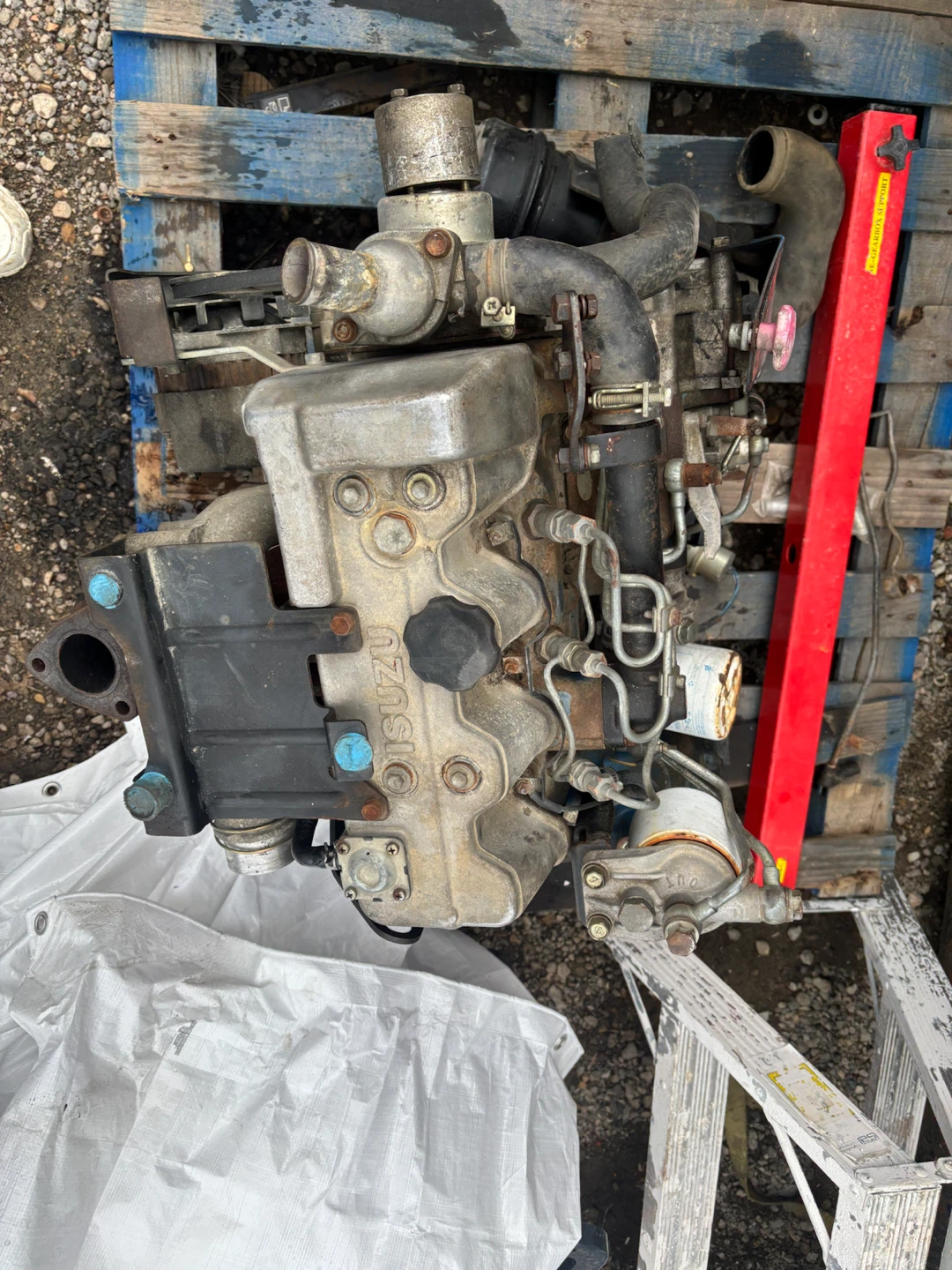 Isuzu 3 CYLINDER DEISEL ENGINE - photo 4