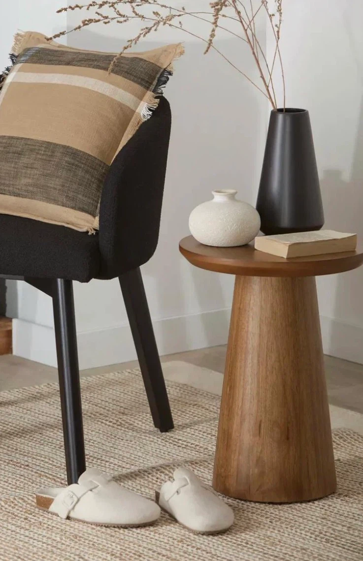 Mango Wood Hourglass Side Table - photo 5