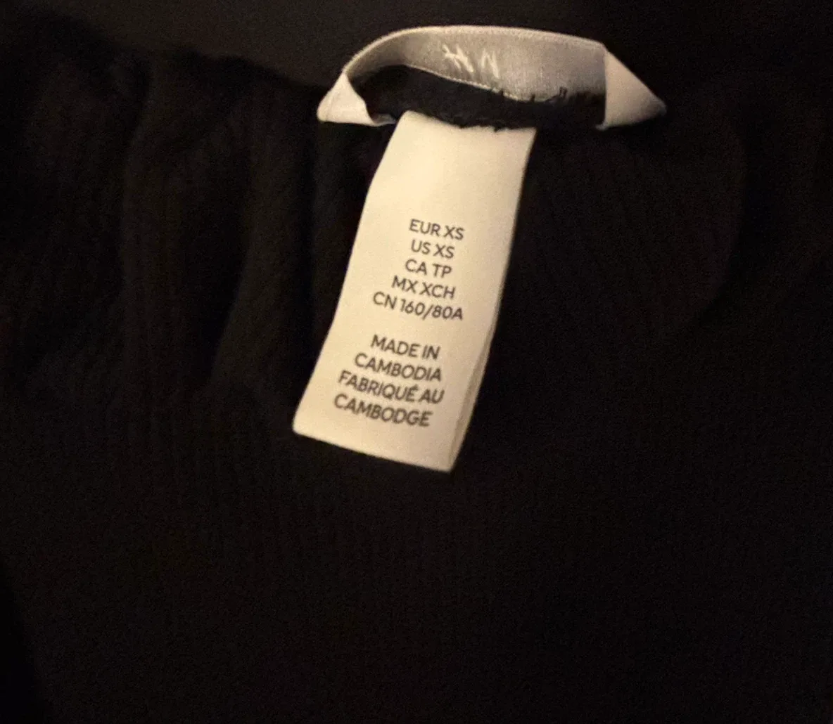 H&M Black Off-the-Shoulder Dress - photo 2