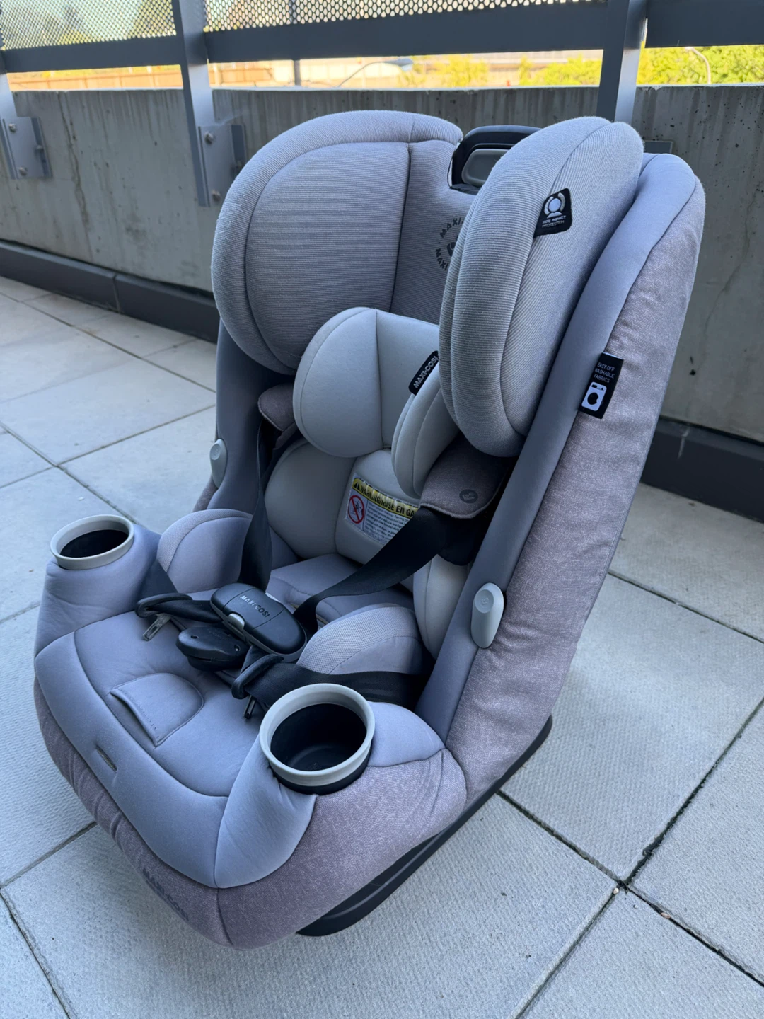 Maxi-Cosi Pria Max 3-in-1 Convertible Car Seat - photo 3