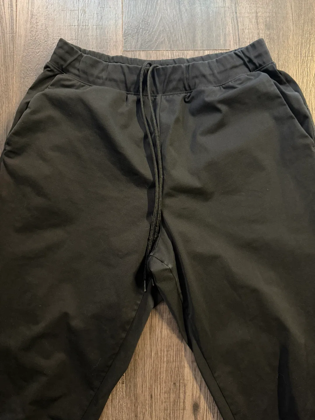 UNIQLO Black Jogger Pants - photo 2
