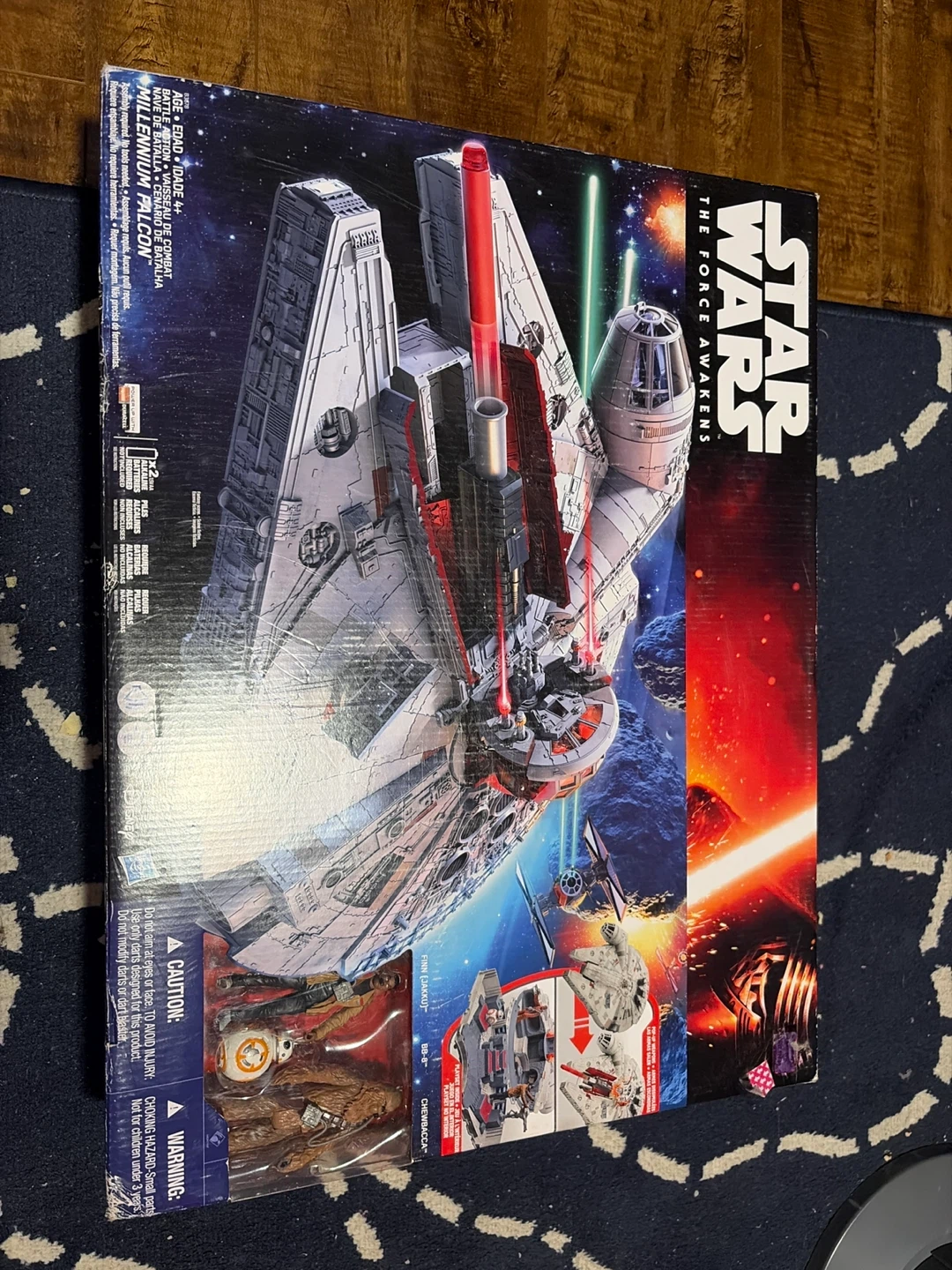 Star Wars The Force Awakens Millennium Falcon Playset