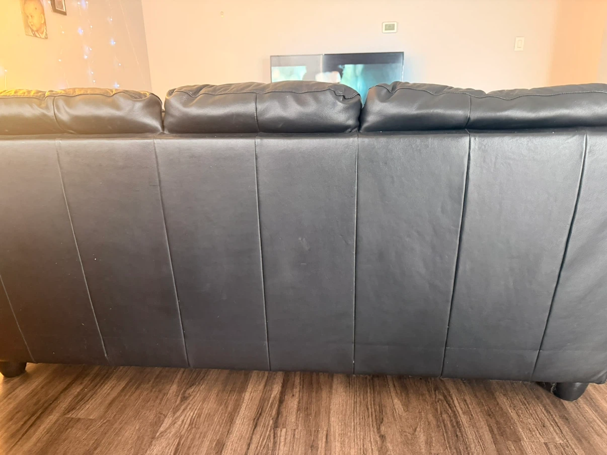 Black Leather Three-Seater Sofa - photo 3