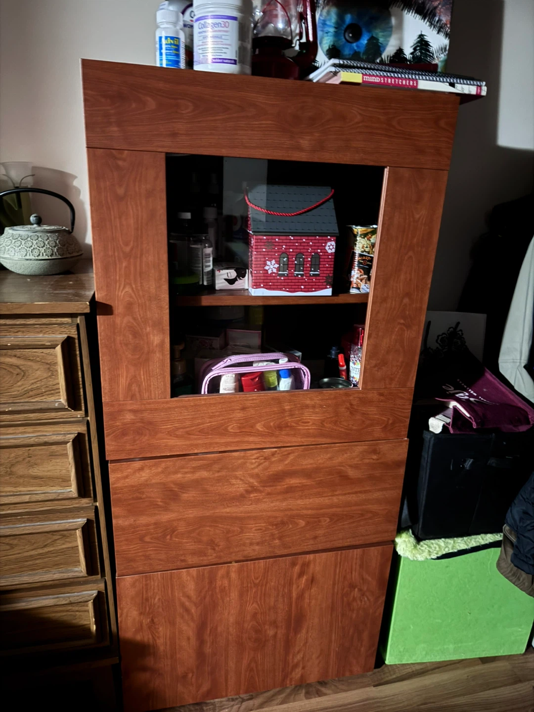 2 IKEA cabinets