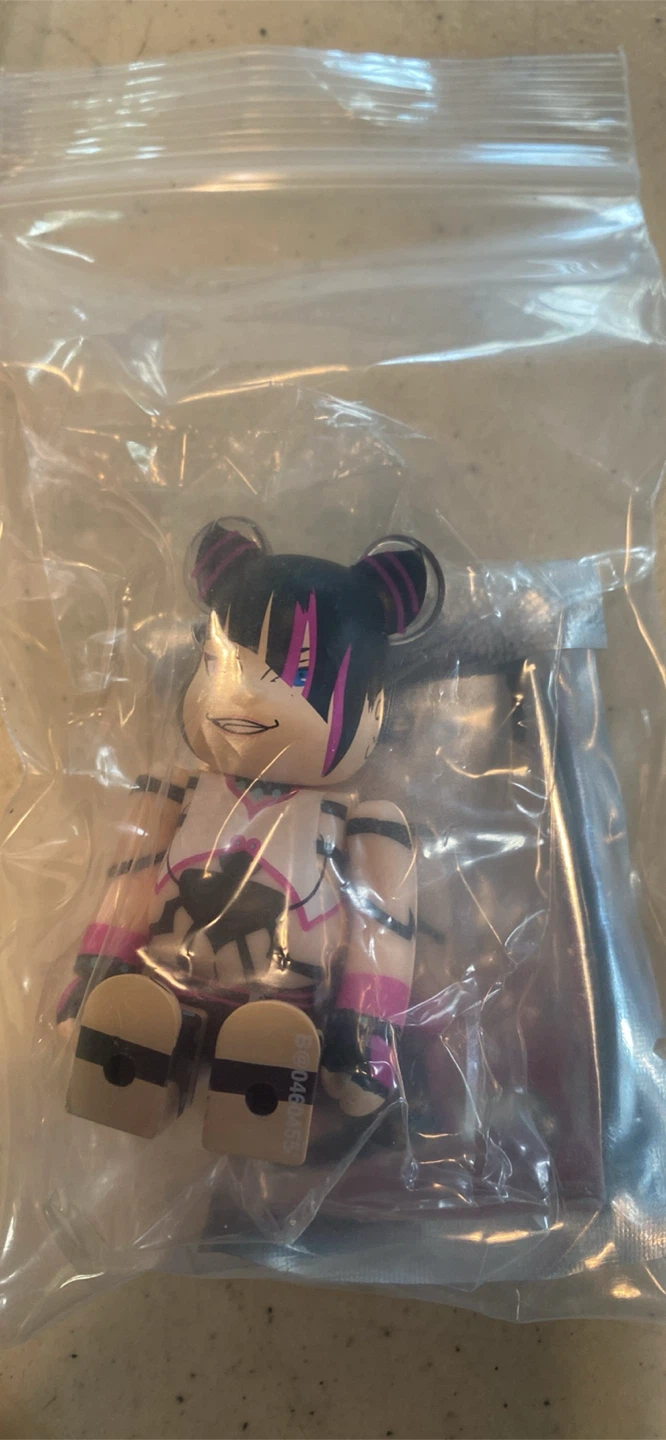 Bearbrick Figure - photo 2