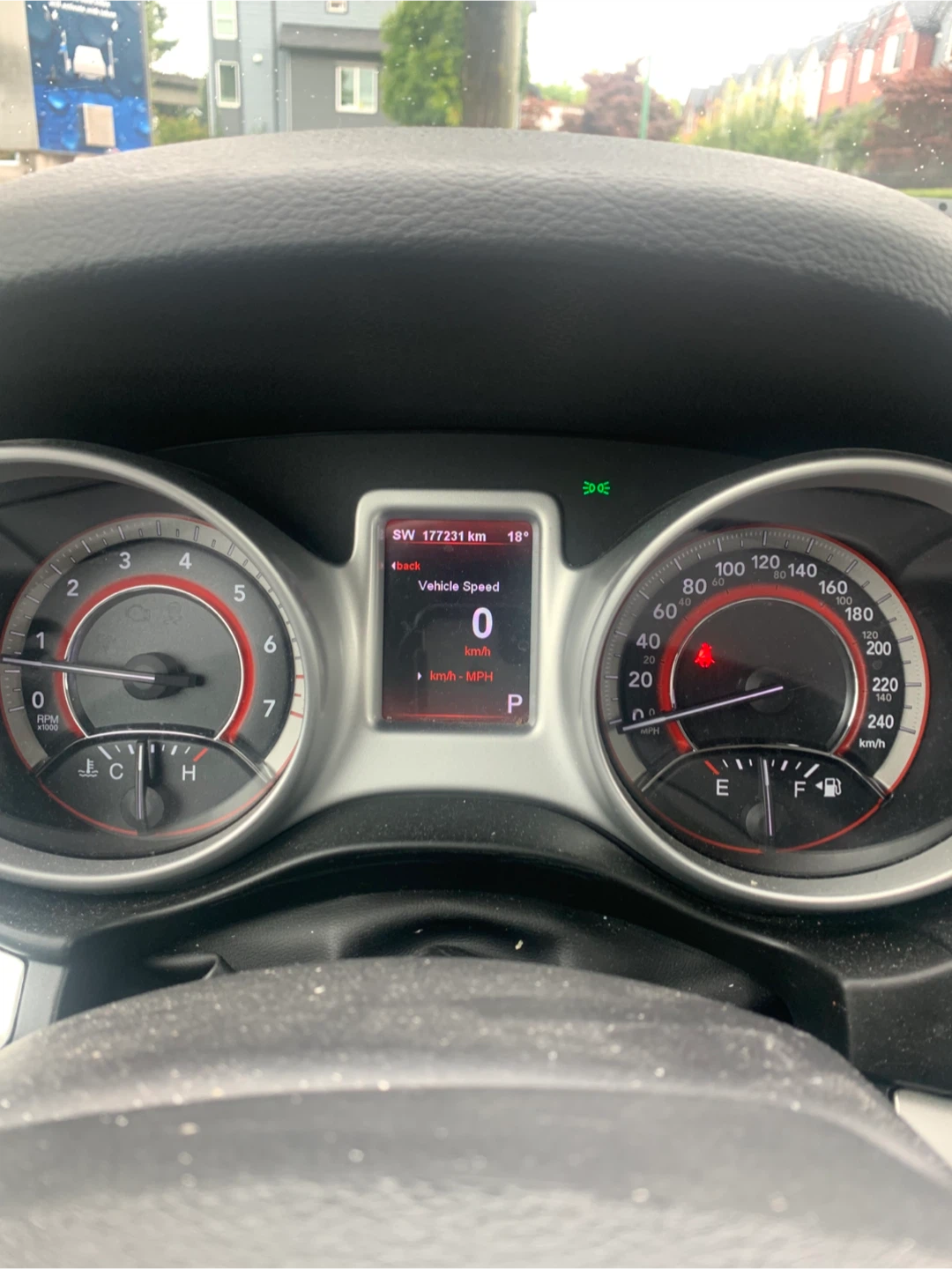 Dodge Journey mid-size crossover SUV - photo 4
