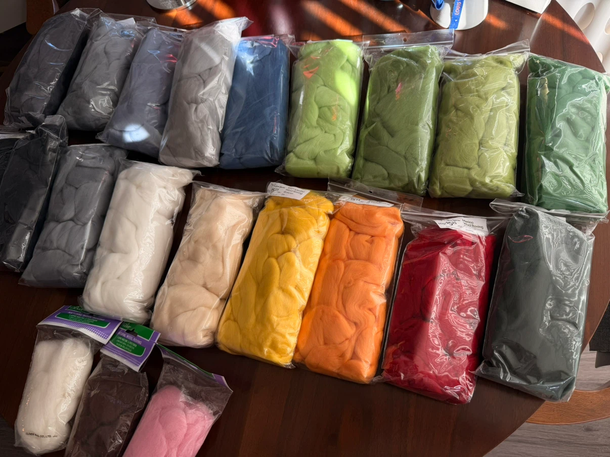 Assorted Merino Wool Roving for Felting/Spinning