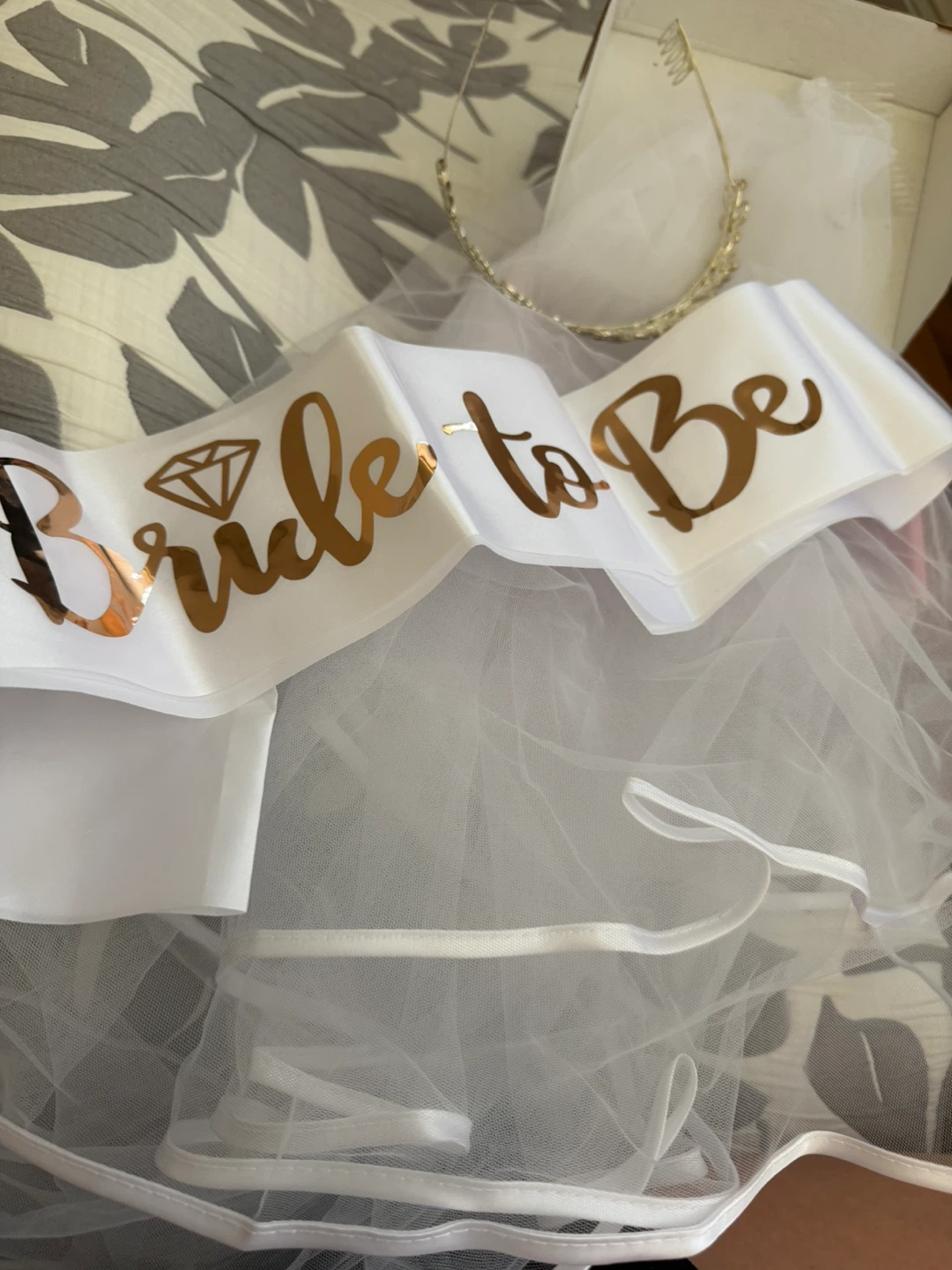 Bride to Be Tiara and Veil Set - photo 3