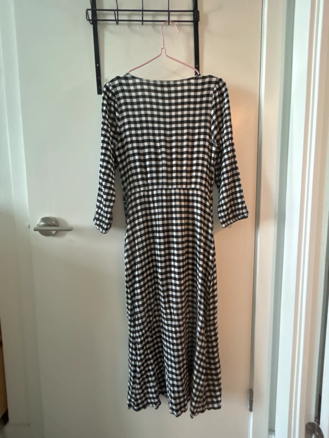 Black and white gingham wrap dress - photo 2