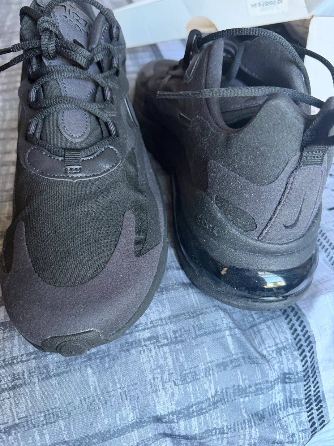 New Nike Air Max 270 React Sneakers - photo 3