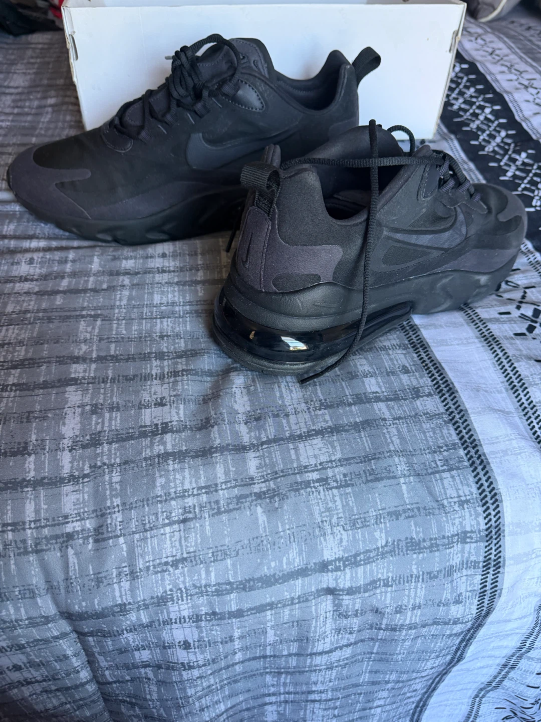 New Nike Air Max 270 React Sneakers - photo 2