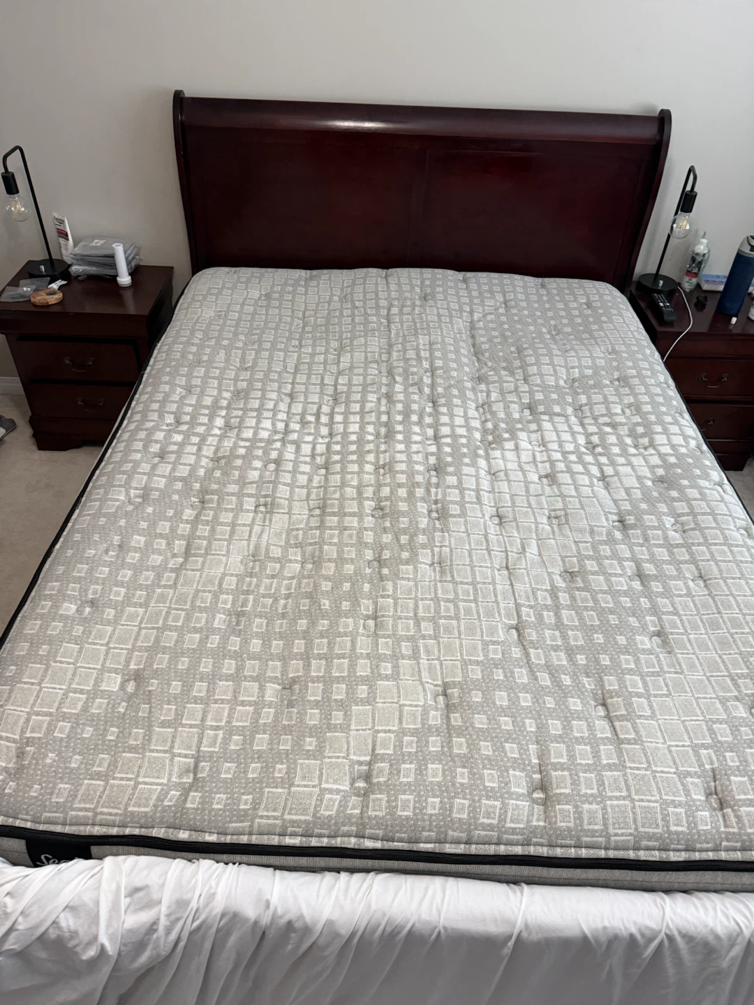 Serta Mattress - Queen Size - photo 2