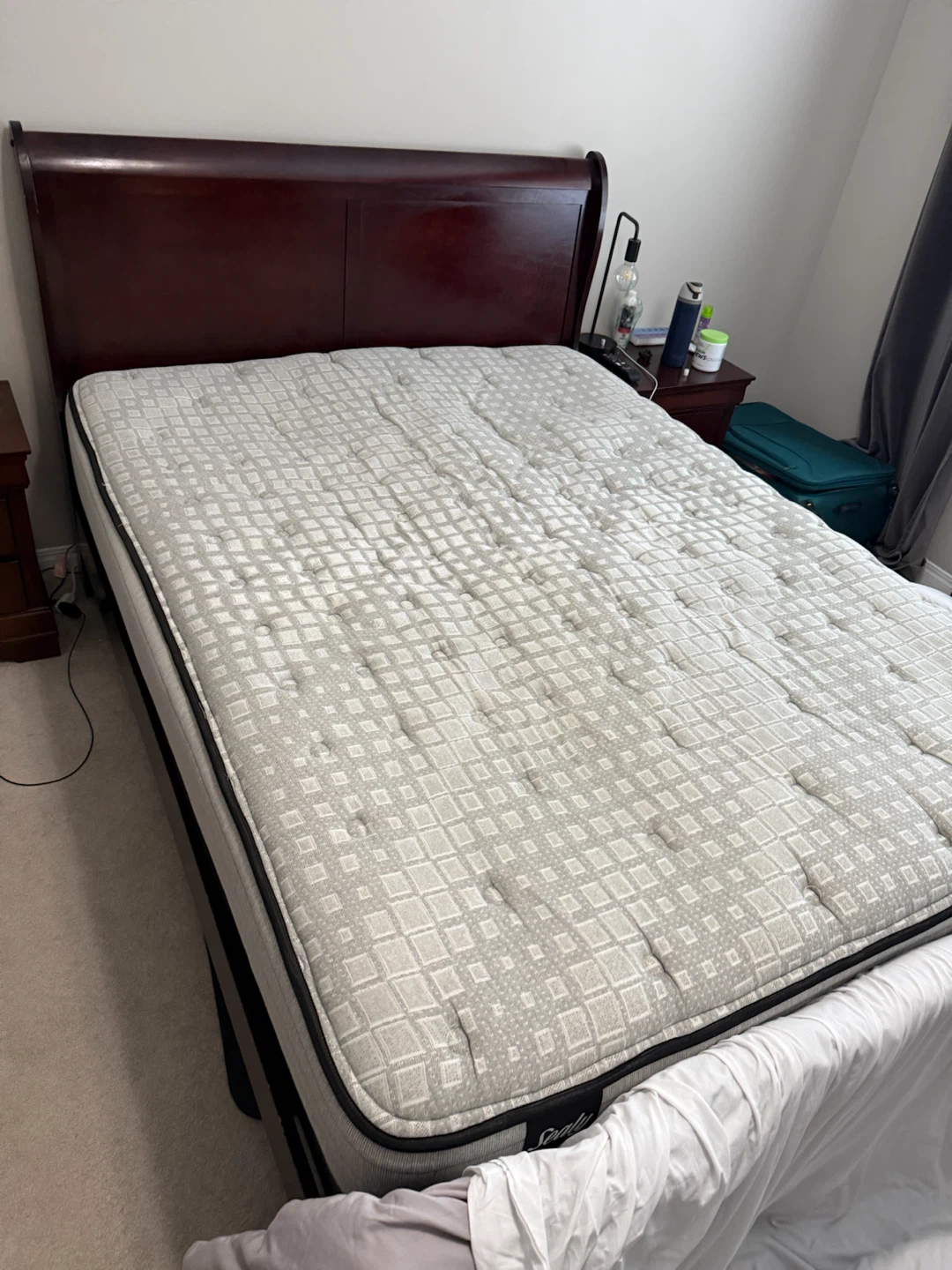 Serta Mattress - Queen Size - photo 3