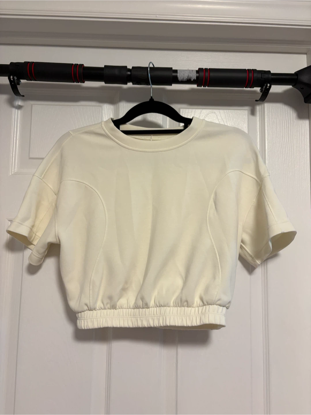 Lululemon Off-White Short Sleeve Crop Top