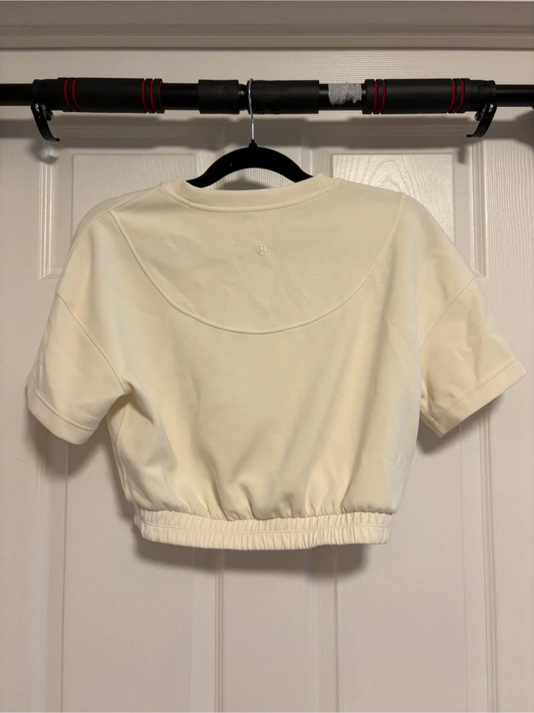 Lululemon Off-White Short Sleeve Crop Top - photo 2