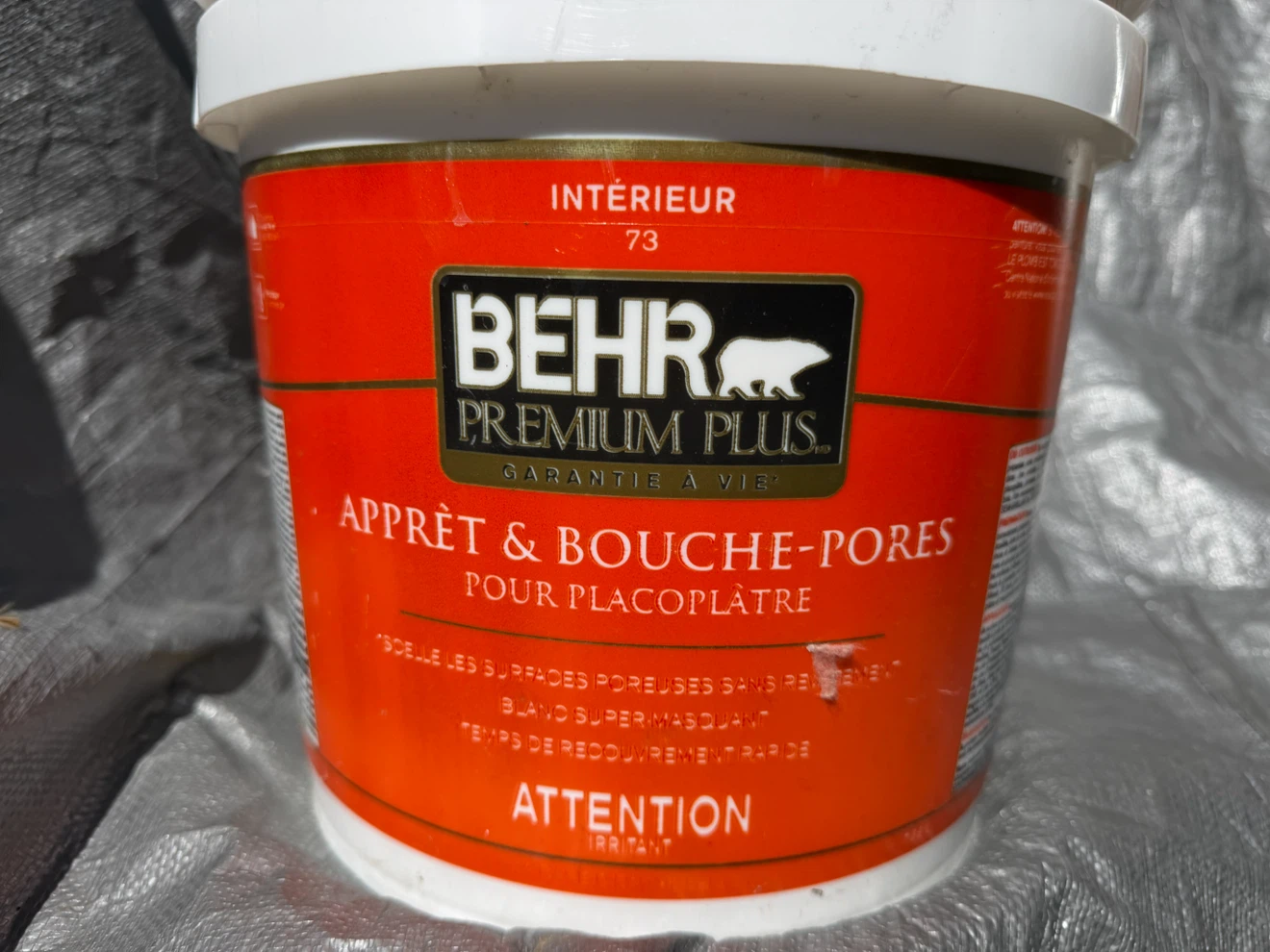 Behr Premium Plus Primer & Sealer 1 Gallon
