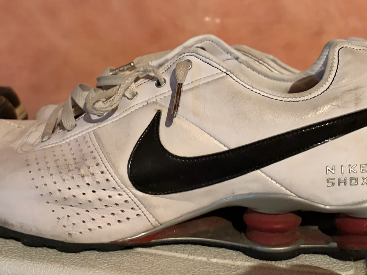 Nike Shox Athletic Shoes size 10.5 US