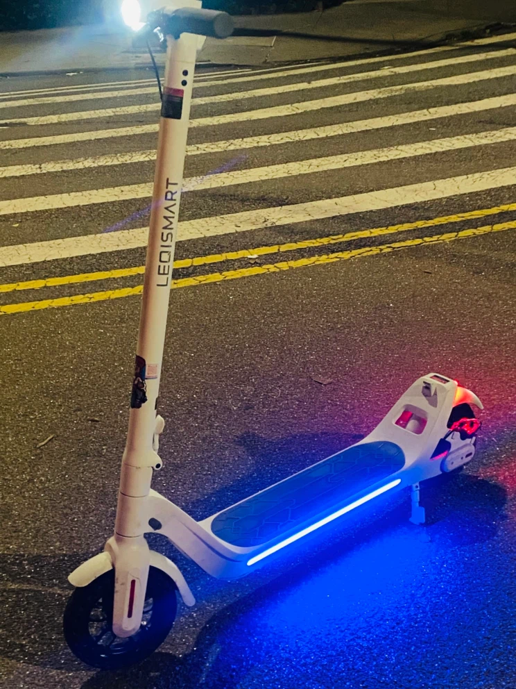 LEQISMART Electric Scooter