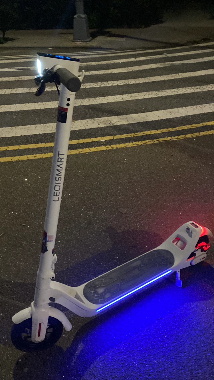 LEQISMART Electric Scooter - photo 4