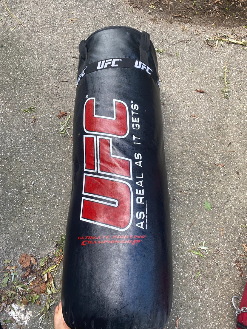 UFC Heavy Punching Bag