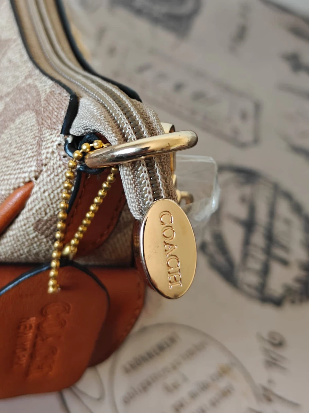 Coach Shoulder Bag - photo 3