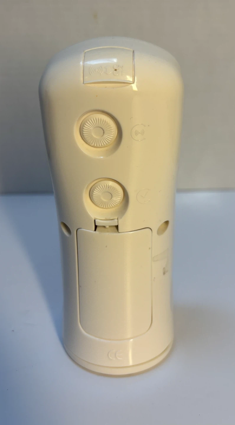 Vintage 1978 Garfield Clock and Flashlight - photo 4