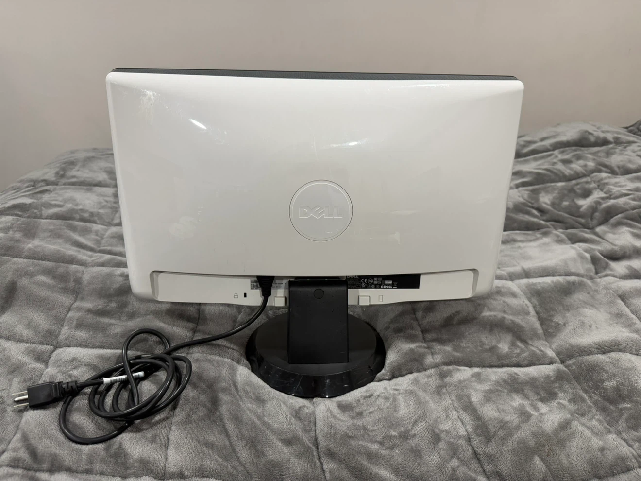 Dell 20” Widescreen Monitor HDMI VGA - Tested Working - photo 2