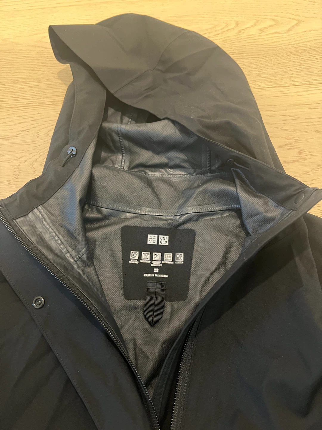Uniqlo Women's Blocktech Hooded Coat - photo 2