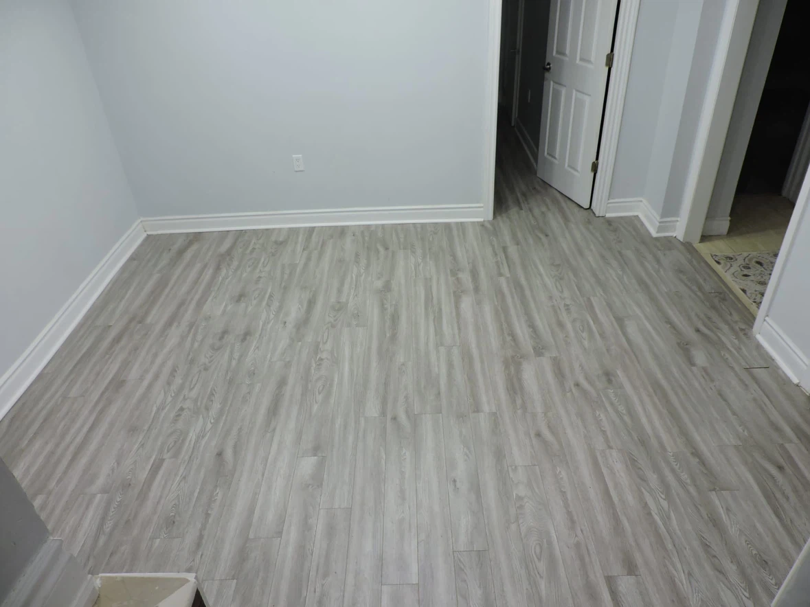 Basement for rent - photo 2