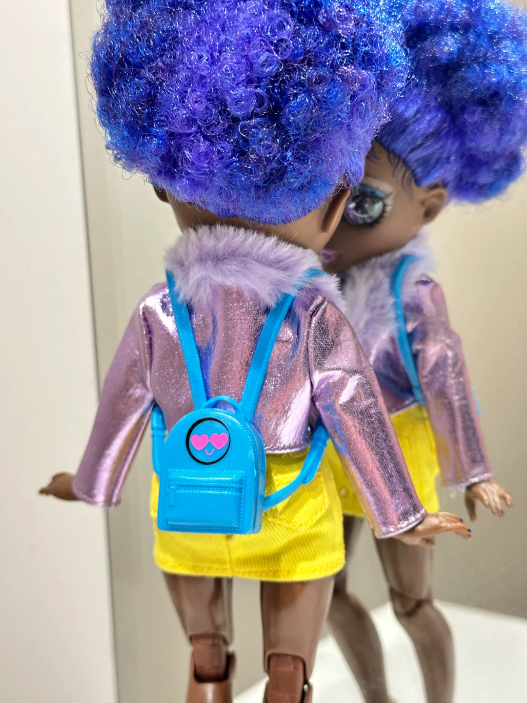 Like New Stylish Back to School Rainbow High Jr. High Doll - photo 3