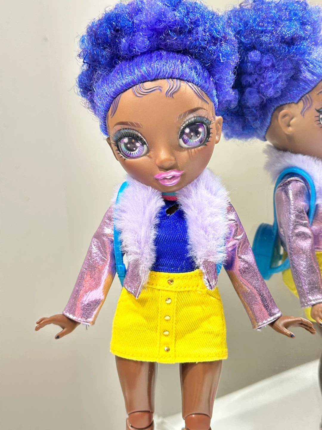 Like New Stylish Back to School Rainbow High Jr. High Doll - photo 4
