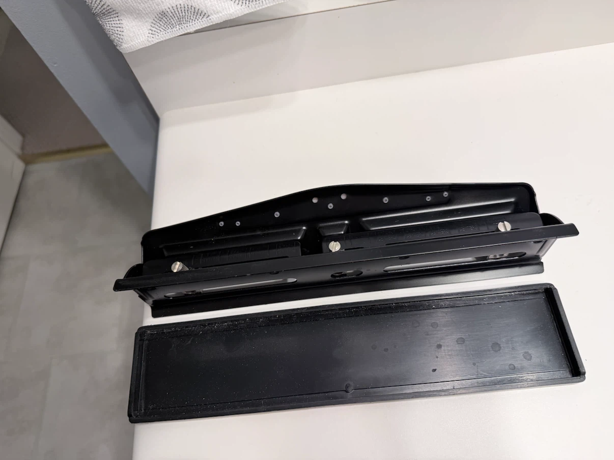 Black 2-Hole Puncher - photo 3