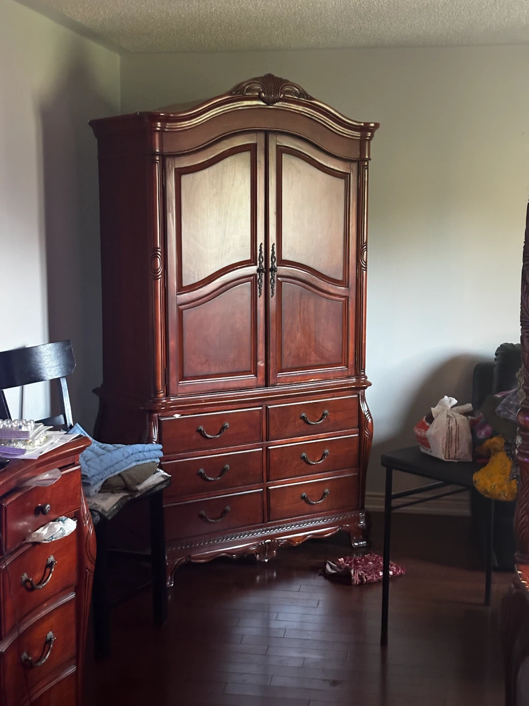 Matching oak armoire and dresser - photo 2