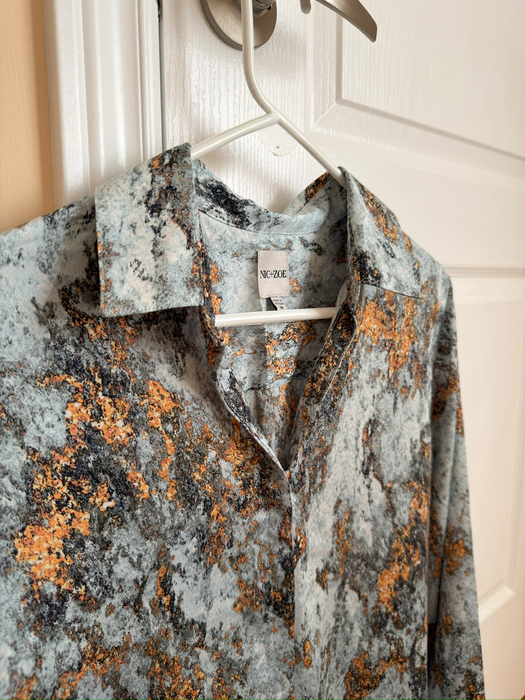 Women’s blouses (bundle of 3) - photo 2
