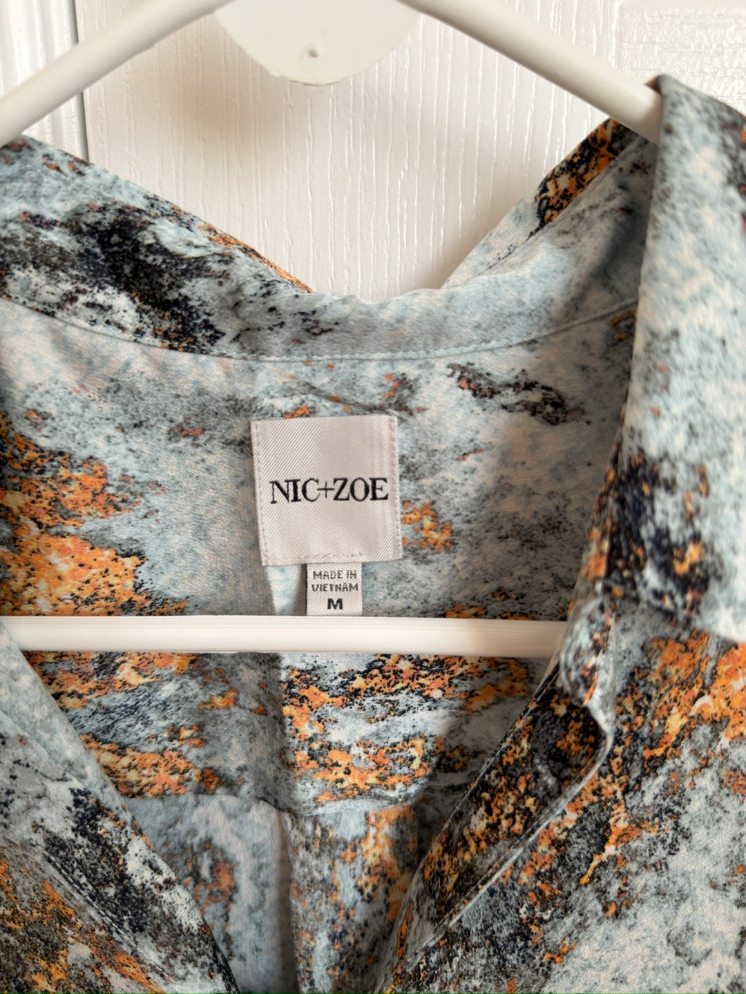 Women’s blouses (bundle of 3) - photo 3
