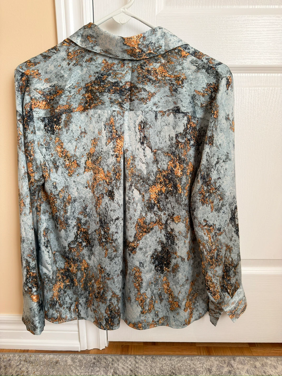 Women’s blouses (bundle of 3) - photo 4