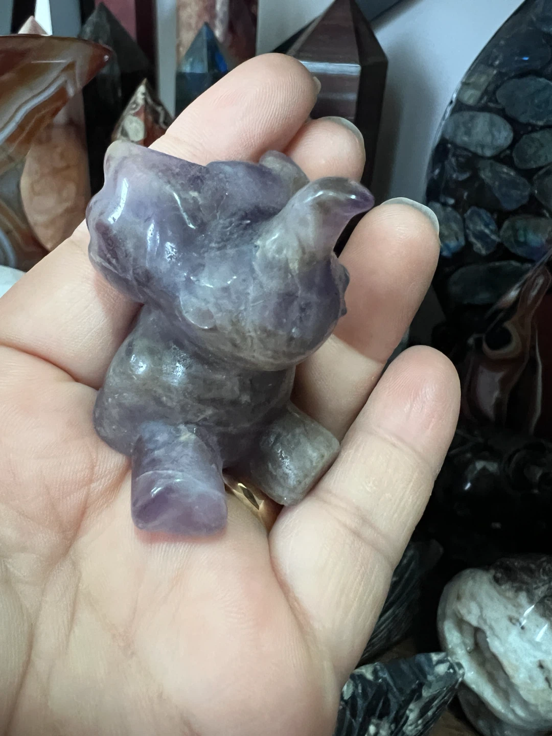DREAM AMETHYST MINI ELEPHANT CARVING - photo 5