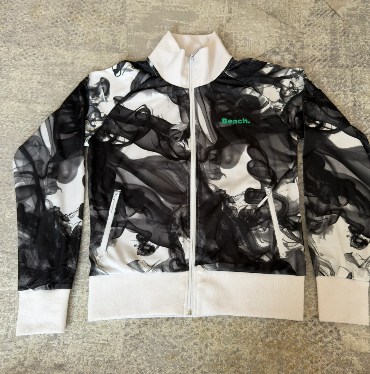 Bench Track Jacket - size M - photo 4