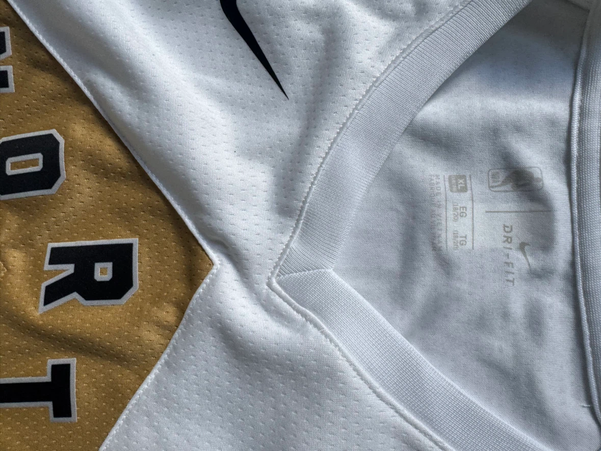 Nike Toronto Raptors Kawhi Leonard Jersey - photo 3