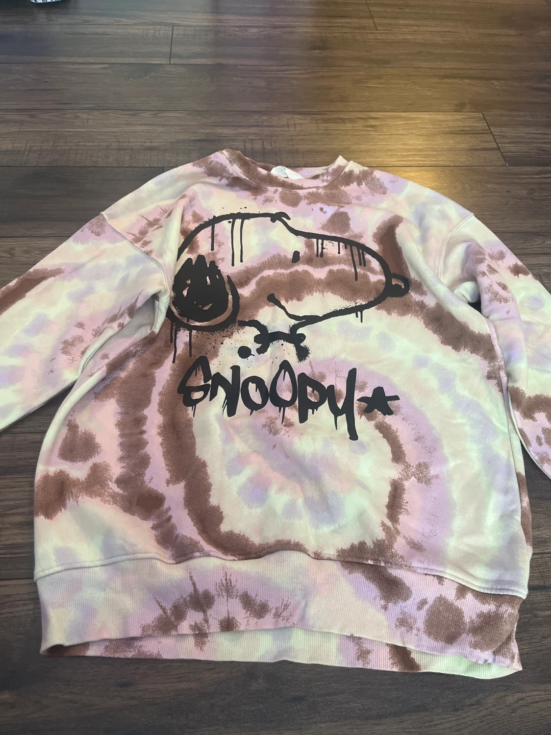 H&M Snoopy Tie-Dye Sweatshirt price negotiable